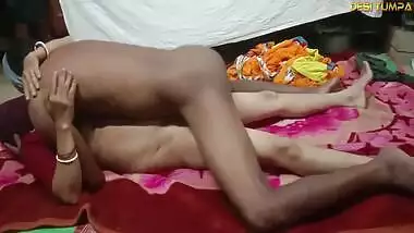 Desi Bhabhi Hard Core Doggystyle Fucking In Saree.desitumpa