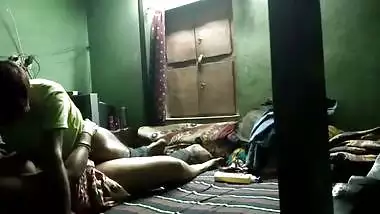 Homemade desi couple sex in viral missionary