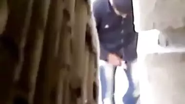 कश्मीरी हिजाबी लड़की का आउटडोर सेक्स