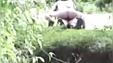 Indian couple from the is caught having sex in the jungle, desi XXX mms