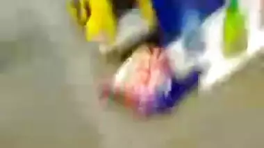 चाची, सेक्सी पिक्चर में बड़े बाज़ार