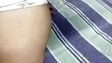 Indian girl nude MMS of a big boob girl showing her ass