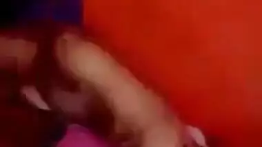 Sex-hungry newly married couple hot Bangla sex MMS video