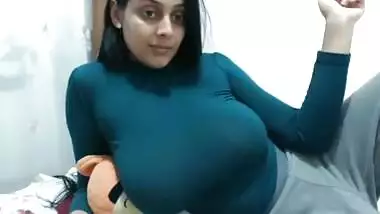 desi big tits milf cam show 