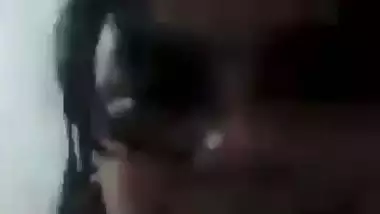 Horny girl shows boobs on video call to lover viral MMS