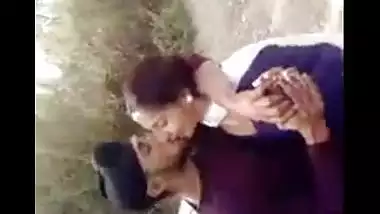 Indian porn videos Exclusive : punjabi girl outdoor sex with lover