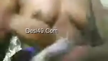Exclusive- Desi Bhabhi Live Bathing Video With Lover