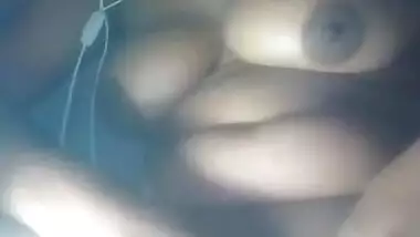 Horny Desi Girl Having Webcam Sex