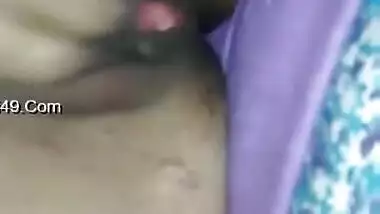 Today Exclusive-cute Look Desi Girl Record Her Fingering Selfie