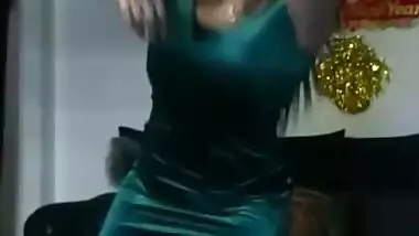 Paki girl hot dance 2