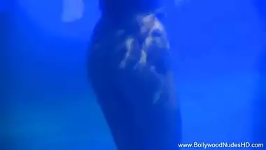 Bollywood babe Plays With The Erotic