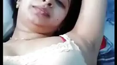 Chubby girl gets naked and fucks her BF in Punjabi sex