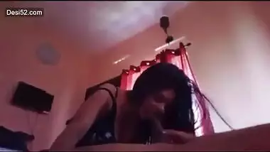 Indian beautiful collage girl suck her bf cock 2