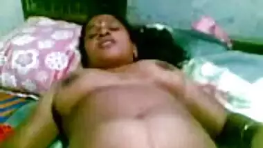 MALLU BINDYA AUNTY