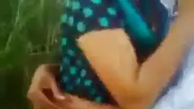 Indian desi college student kissing outdoor mms