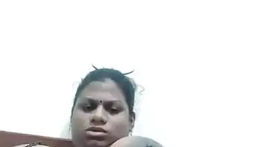 Tamil Bhabhi Cumshot on Body