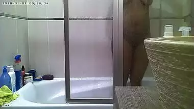 Srilankan Tamil Indian Cousin taking her Shower