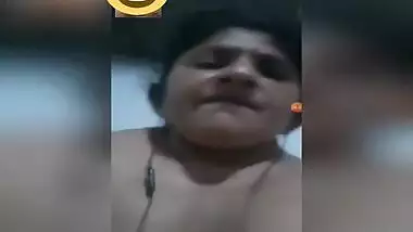 Today Exclusive-lankan Bhabhi Showing Her Boobs And Wet Pussy To Lover On Video Call Part 2