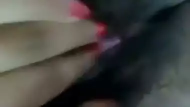 Super Beautiful Girl Masturbating