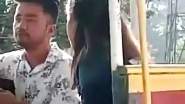 इंडियन लवर्स की लंड चुसाई सेक्स खुले में