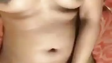 Desi Gf Nude Selfie