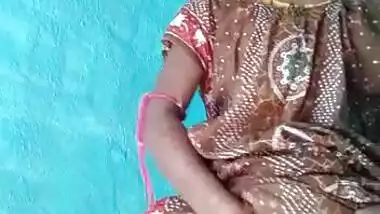 Super cute village Bhabhi showing pussy