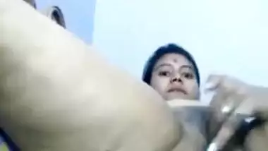 Indian has a sex fantasy about masturbating on camera like a porn actress