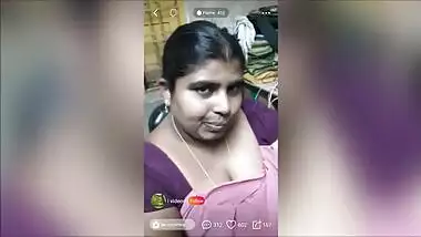 Indian woman is so pretty that she definitely needs to do porn video