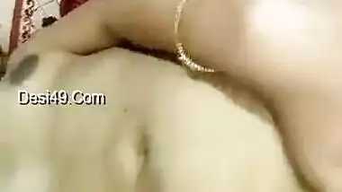 Today Exclusive- Horny Desi Girl Fingerring Her Wet Pussy