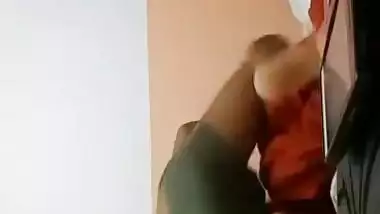 Village Bhabhi Dehati blowjob sex MMS