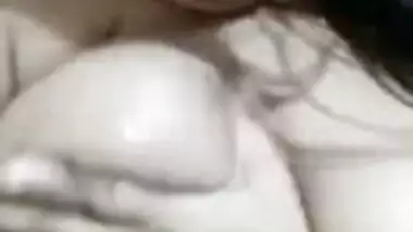 Desi aunty fingering pussy