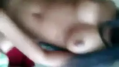 इंडियन लड़की ने अपने बॉयफ्रेंड के लंड की सवारी की