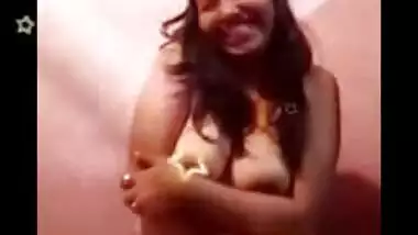 Super Sexy Bhabhi Dancing