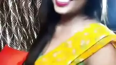 Sweety Singh Sexy Dance in Tango Live