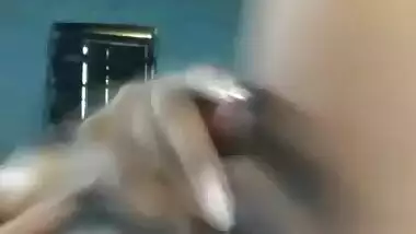 Dehati hairy pussy teen feels horny