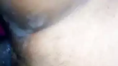 Cum on watching this Desi village teen porn video