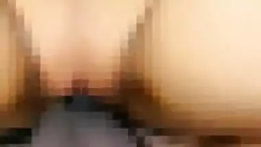 चाकमा औंला घुसौउदै चिक्दै Cum All Over Her Ass