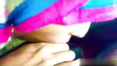 Young hijabi girl sucks a dick in Pakistani sex