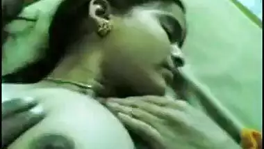 Enjoying big boobs of hot hyderabad bhabhi