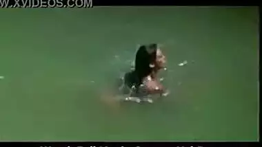 Hindi Blue Film Showing Naked Girls Swimming