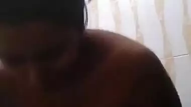 Indian Telugu Babe Swathi Naidu Shower MMS 