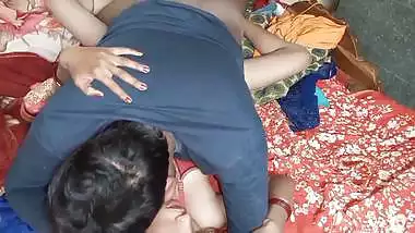 विलेज वाइफ की साड़ी सेक्स पड़ोसी के साथ क्सक्सक्स हिंदी बीएफ