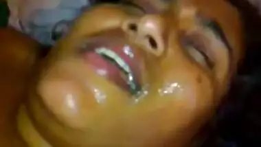 Srilankan Tamil Aunty Fucking Hard and Cum in Face She Like Tasting