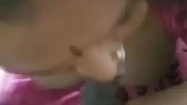 Big boobs mature Bhabhi giving blowjob