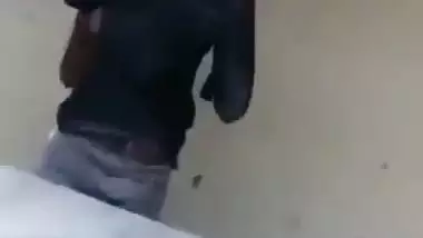 Outdoor xxx MMS of a college couple fucking behind the college