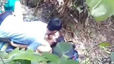 Indian Girl Fucked In Banana Farm