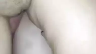 Extremely Hot Babe Fucking & Moaning