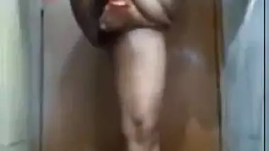 चुदासी देसी भाभी की मस्ती का देसी एमएमएस मूवी