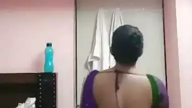 Beautiful and Sexy Figure Indian wife very Hot belly dance