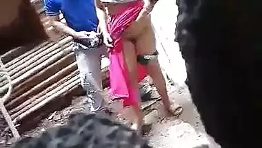 Desi lover secretly captured during outdoor fucking